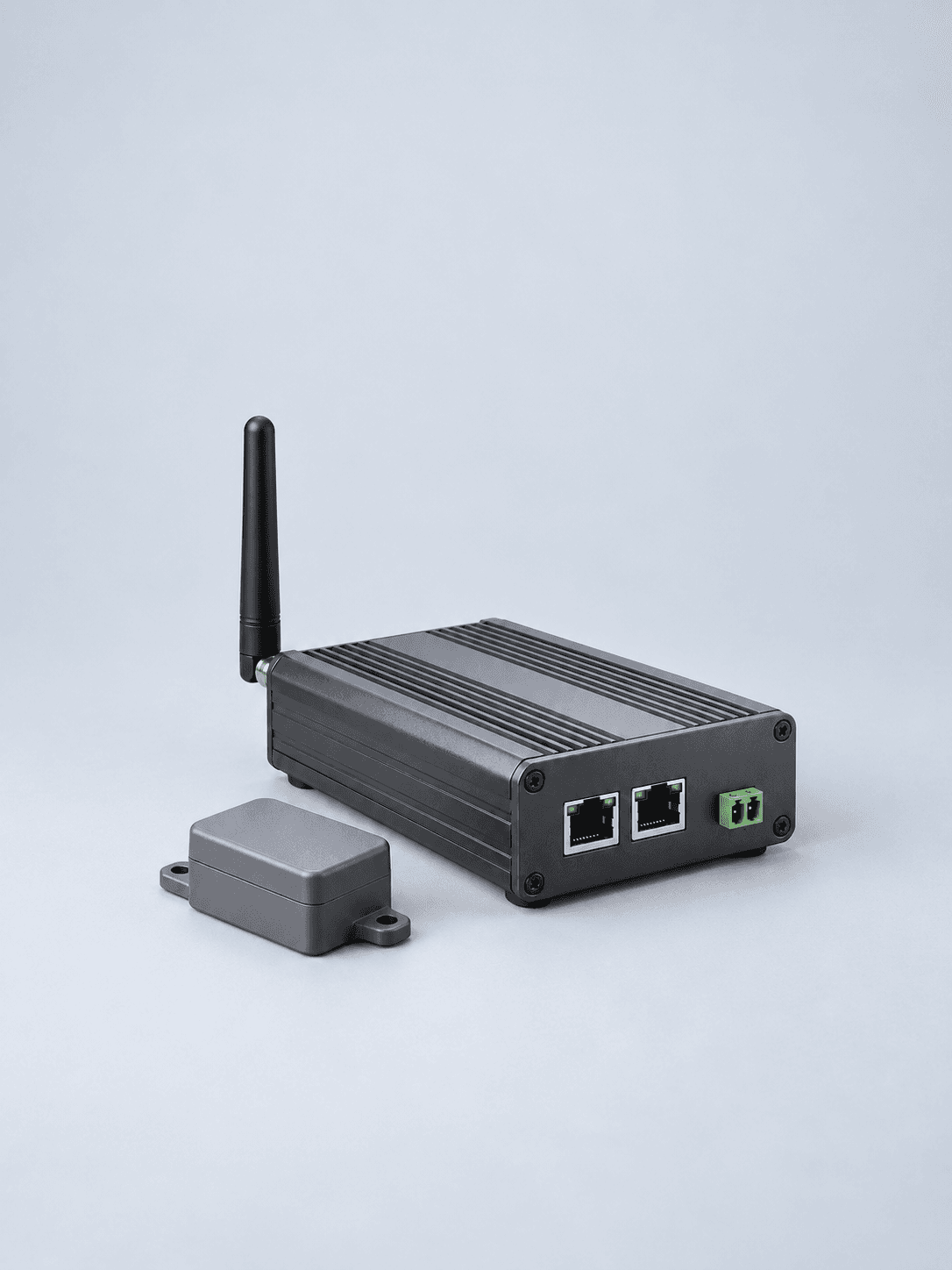 IoT-Gateway mit Antenne und Sensor